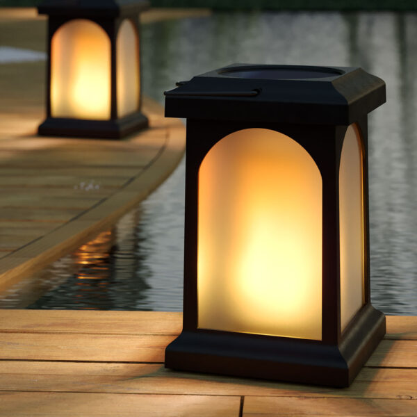 Solárny lampáš TrueFlame s USB nabíjaním
